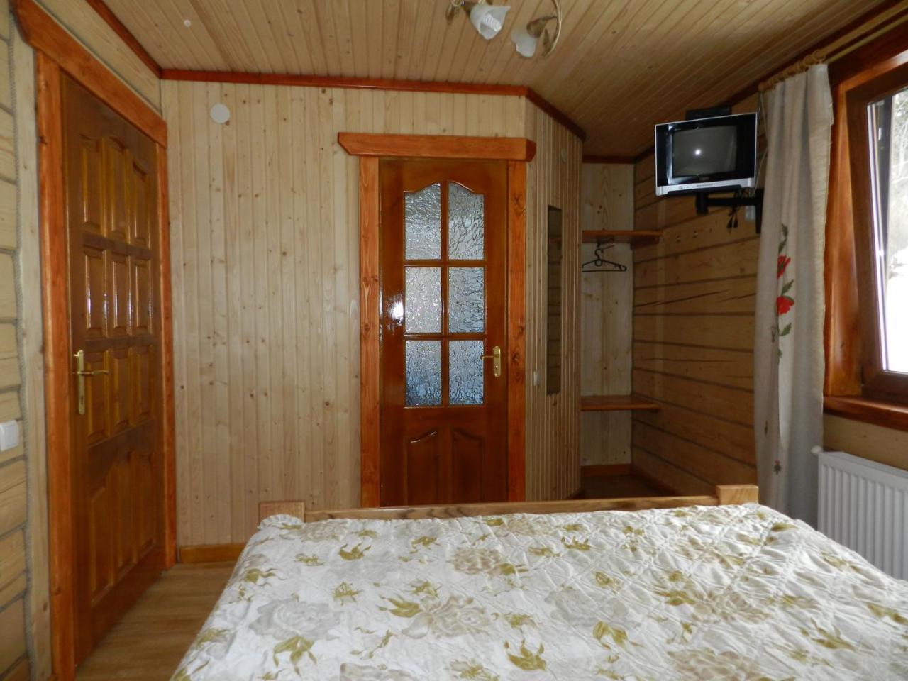 Villa Barvy Karpat Slawske Exterior foto